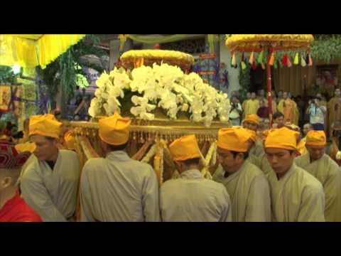 SEN VIỆT Video 9: Lễ Cung Tống Kim Quan HT Thích Minh Châu nhập bảo tháp 9/9/2012
